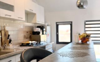 Apartament cu 2 camere complet mobilat si utilat la etajul 1 in Giroc la asfalt. - Poză 10