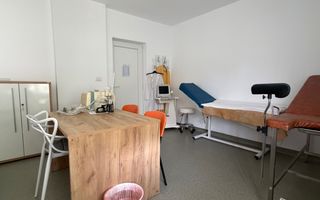 100mp utili; 5 încăperi, pentru activități medicale. - Poză 12