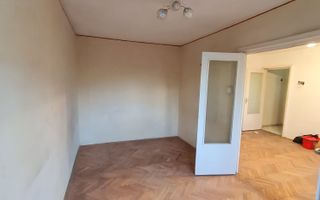 Apartament modest 2 camere zona Sagului - Poză 6