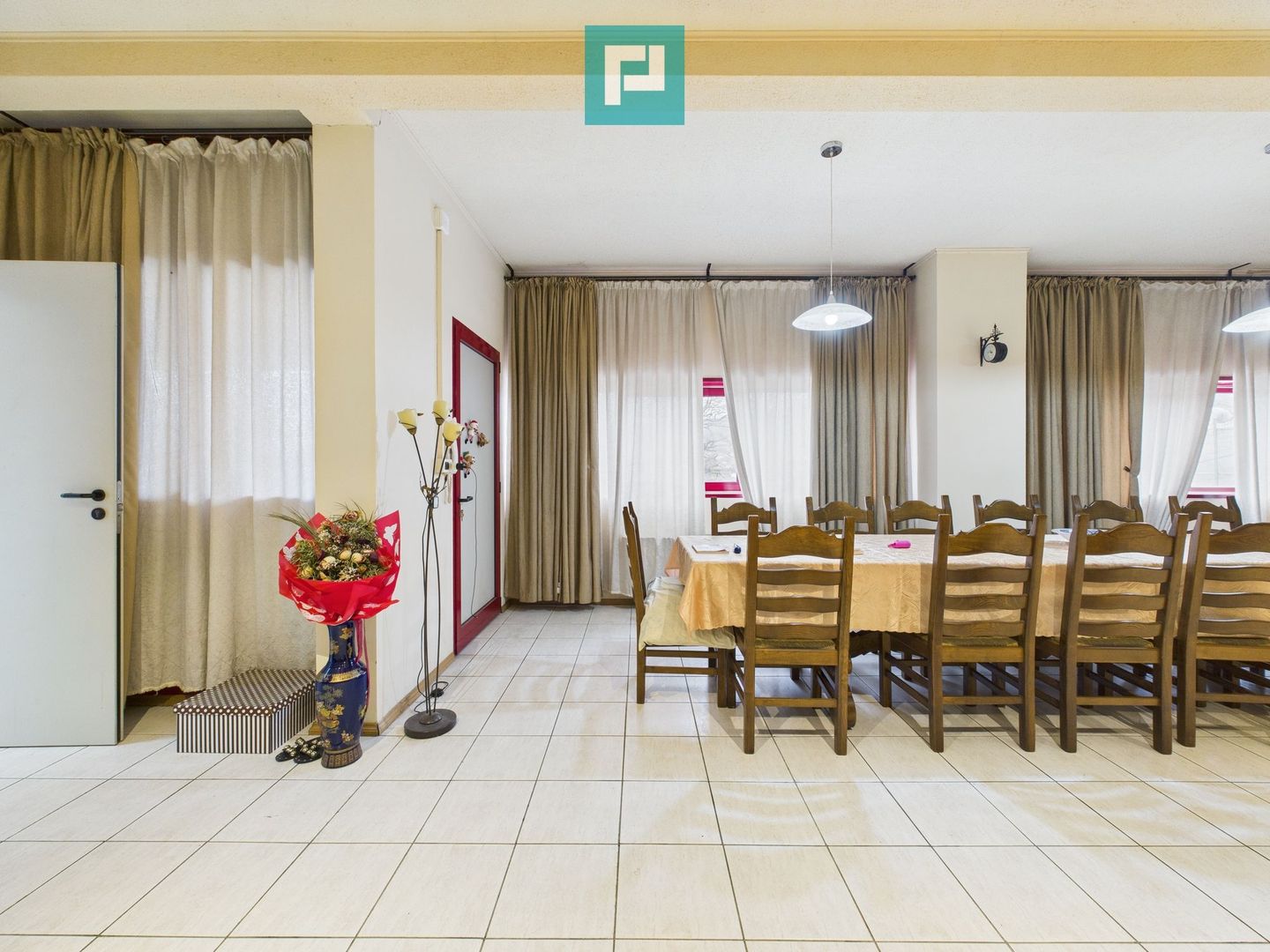 Hală de producție, cu birouri și teren, în Sebiș - Poză 14