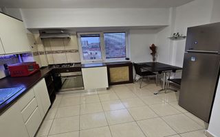 Inchiriere apartament B-dul Unirii stradal - Poză 4