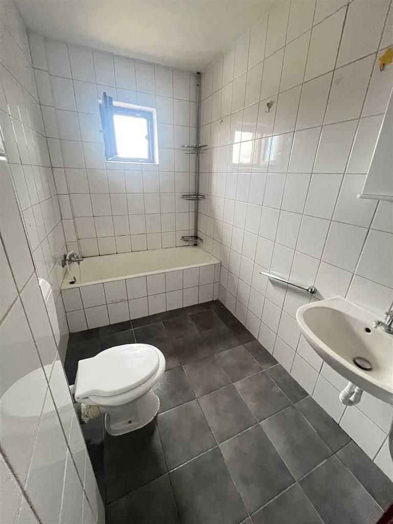 Apartament la vila2 camere decomandat balcoaneCT - Poză 16