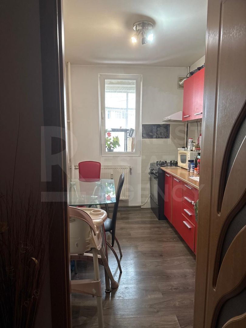 Chirie, apartament cu 2 camere în zona Drumul Taberei, București - Poză 13