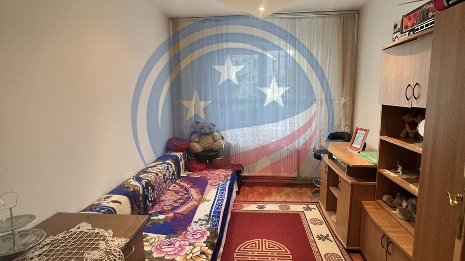 Apartament de vânzare  Craiovita - Poză 3