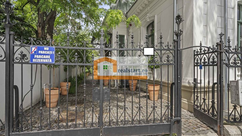 Cartierul Armenesc, Vila impozanta S+P+M, teren 615mp, terasa, curte - Poză 2