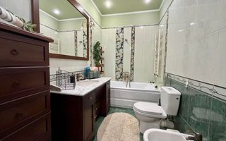 Apartament deosebit cu 3 camere | Piața Libertății - Poză 11