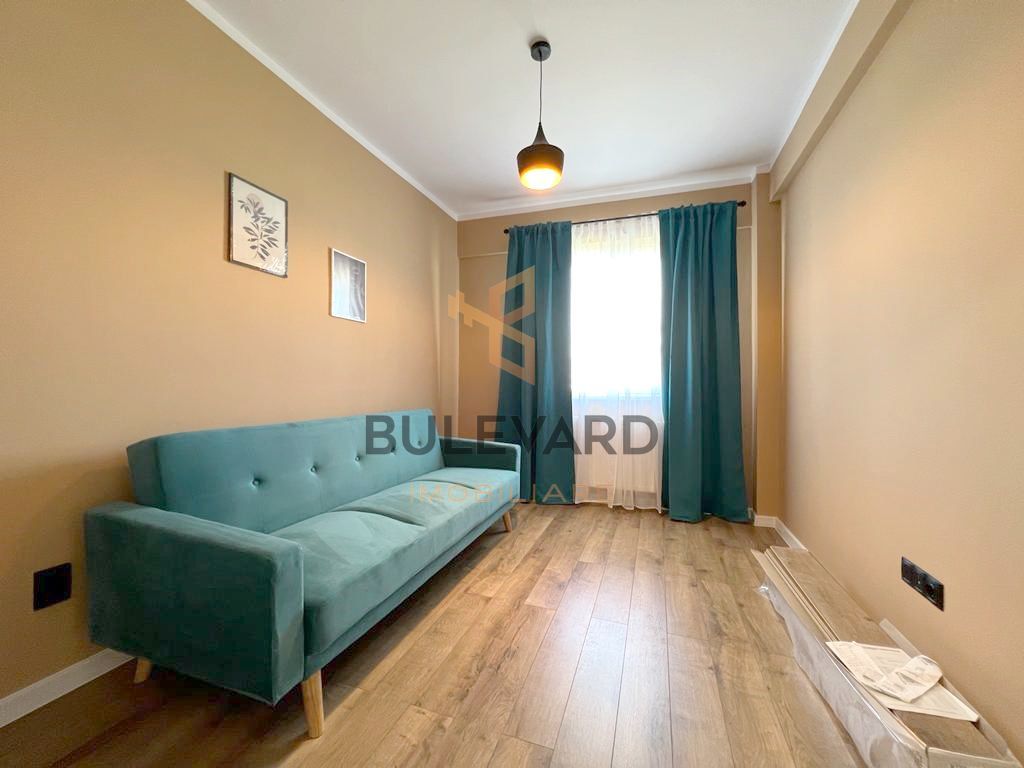 Apartament cu 3 camere+terasa de 15mp, zona Terra! - Poză 2
