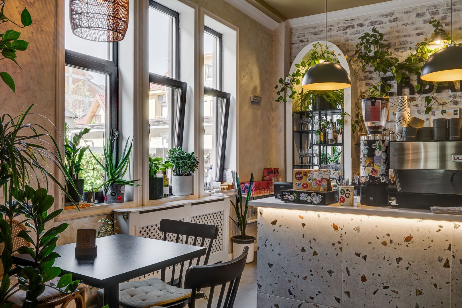 Vindem Afacerea ! Mini Hotel + Cafenea/ Restaurant ! Parcul Carol ! - Poză 22