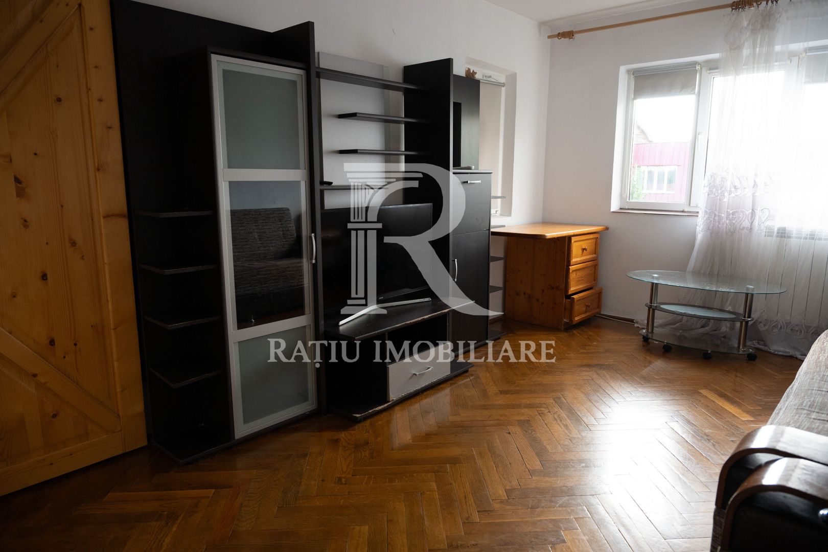 Apartament cu 3 camere | Rogerius | Oradea - Poză 1