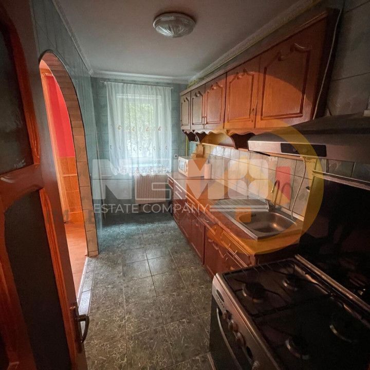 APARTAMENT 4 CAMERE | ETAJ 1 | Radauti - Poză 8