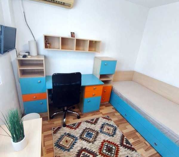 Apartament 2 camere, parcare inclusa, balcon, metrou 4 minute - Poză 5