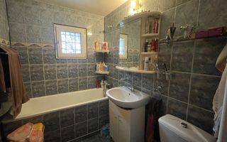 Apartament cu 3 camere spre inchiriere in zona UMF! - Poză 9