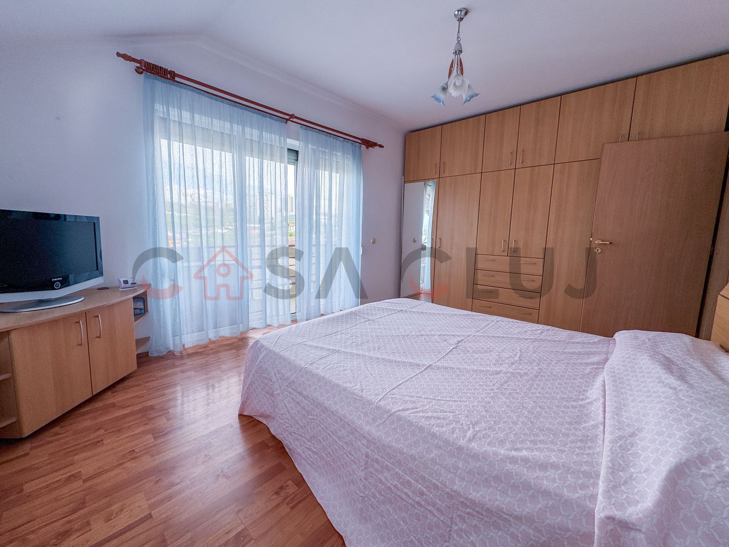 Apartament cu 2 camere, view panoramic, zona Dennver! - Poză 1