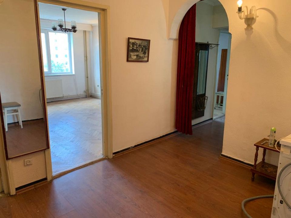 Vanzare Apartament 3 camere Ultracentral - Poză 2