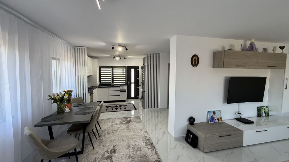 Vilă nouă 155 mp cu terasă acoperită și curte 448 mp Bănești Prahova - Poză 37