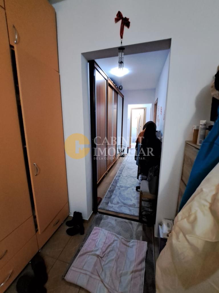 Apartament 3 camere decomandat etaj intermediar Piata Voievozilor - Poză 7