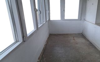 Apartament cu 3 camere și potențial excelent în Grigorescu. - Poză 6