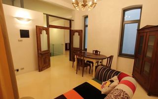 Apartament cu 3 camere de închiriat în zona P-ta Unirii - Poză 1