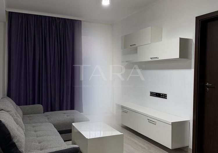 Apartament renovat recent și parcare proprie, zona Florilor. - Poză 1