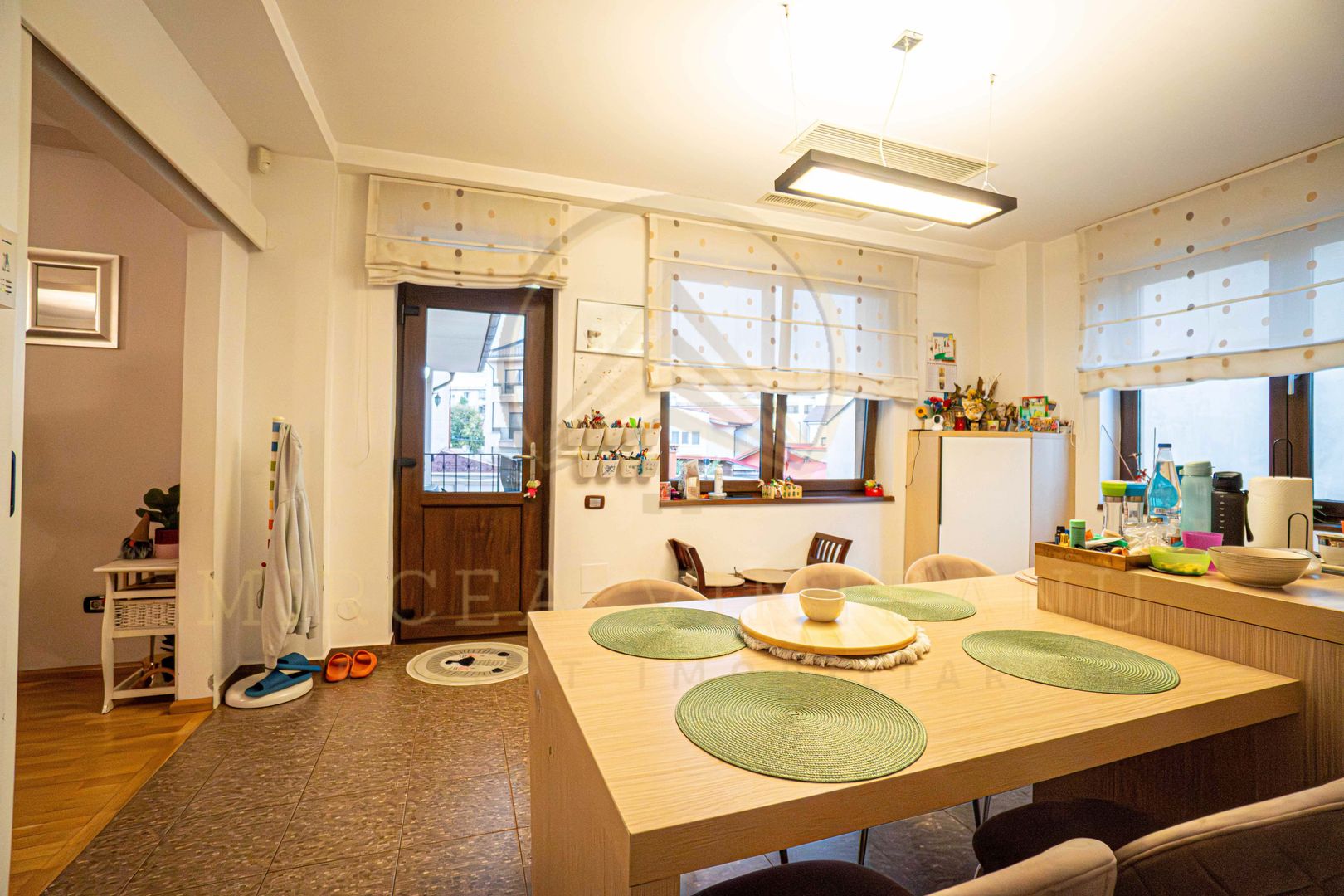 DACIA - Vila D+P+1E+M, teren 780 mp, deschidere 24 ml. - Poză 88