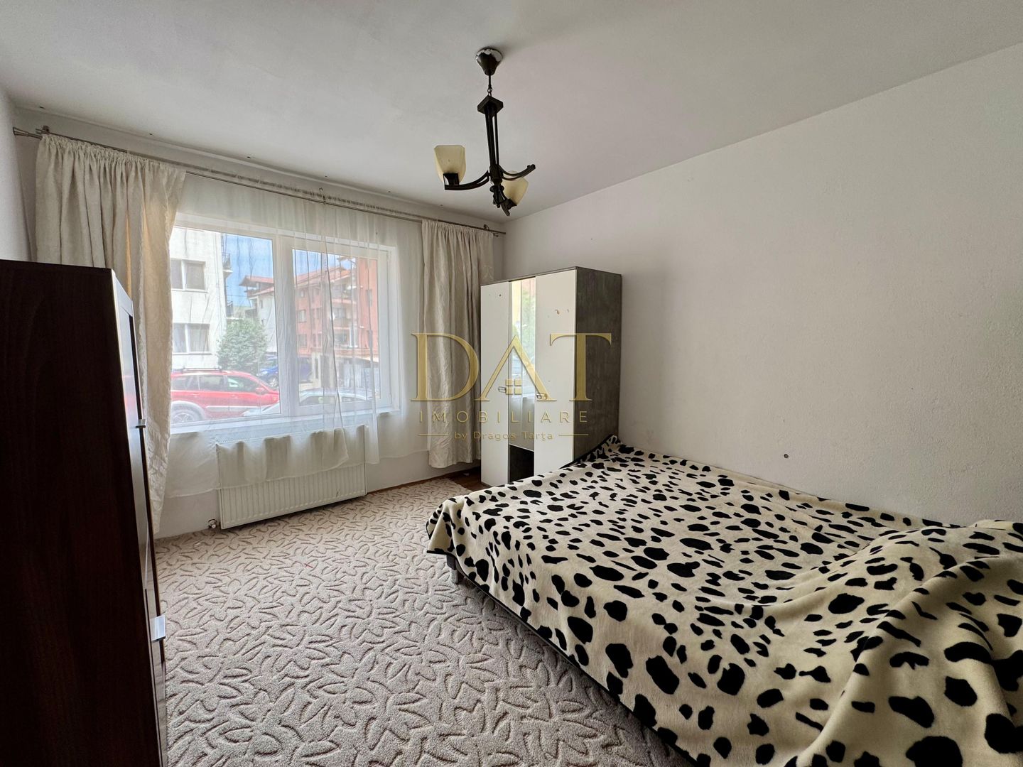Oportunitate! Apartament 3 camere | parcare inclusa | zona Terra - Poză 4