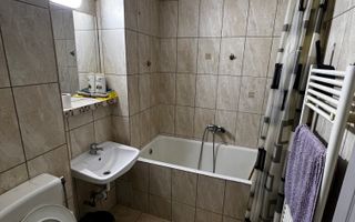 Garsonieră de închiriat – modernă, complet utilată, în zona centrală - Poză 5
