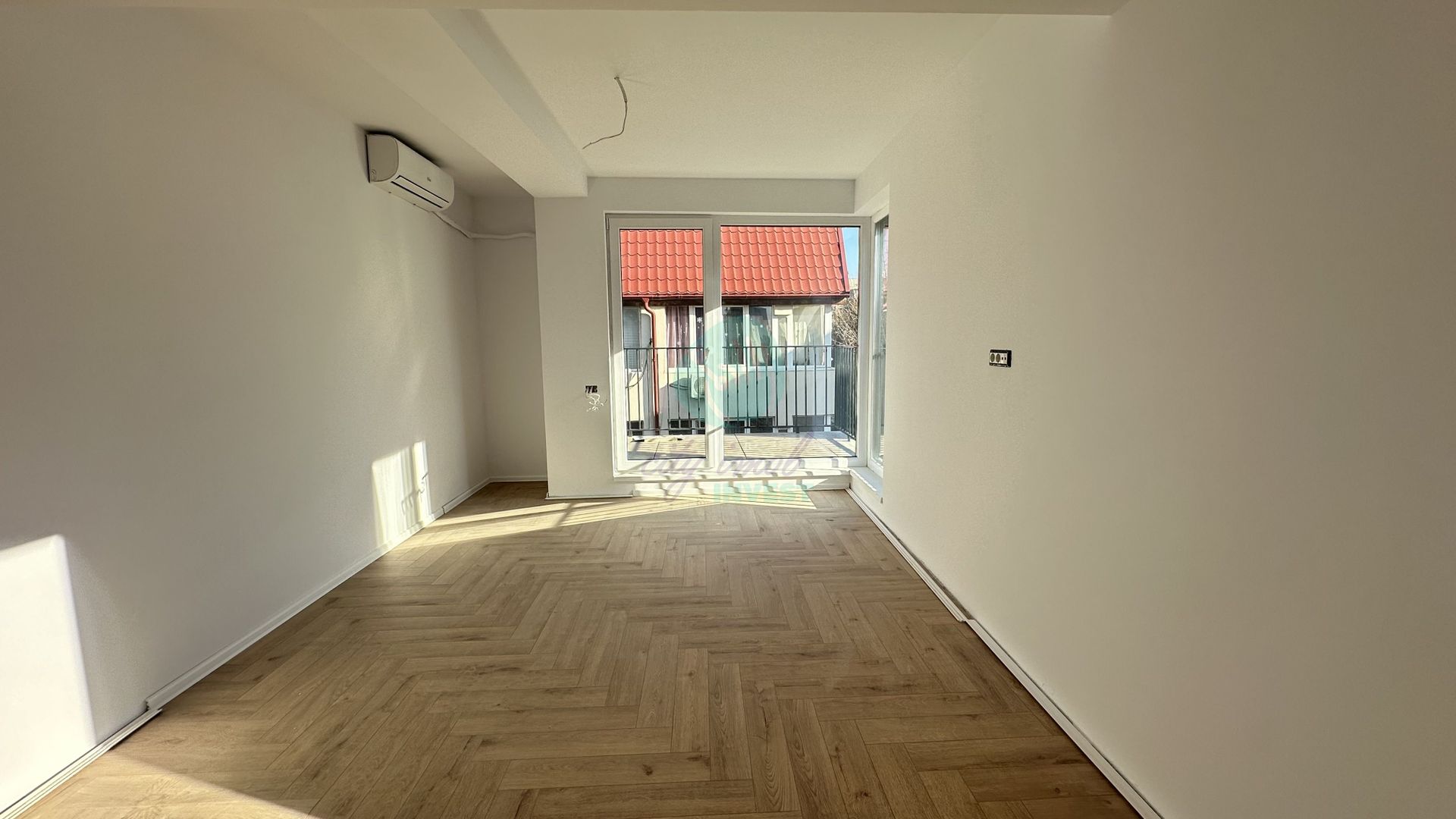 Apartament de 80 mp si TERASA DE 40 MP - Poză 4