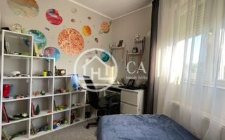 Apartament de vânzare cu 3 camere în zona Rogerius, Oradea - Poză 10