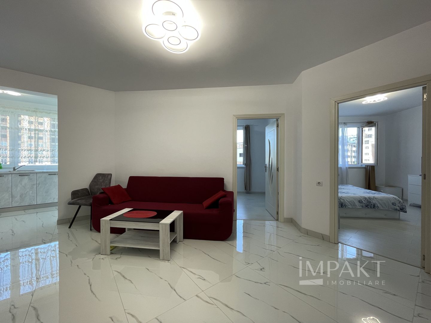 Apartament cu 3 camere spre inchiriere in zona Vivo! - Poză 2