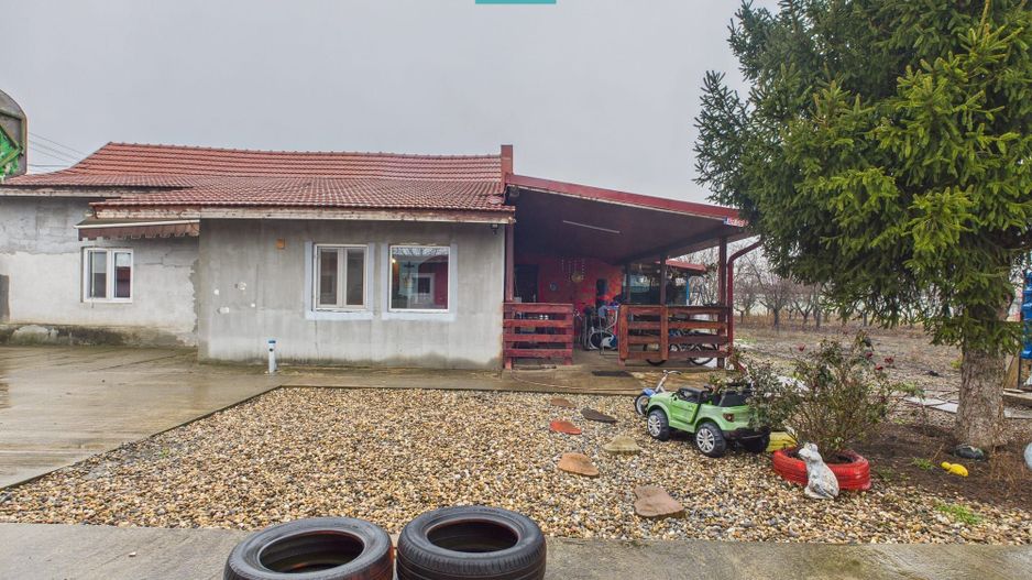 Casă frumoasă la Iratoș la preț bun - Poză 27