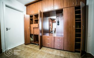 Apartament superb, ultracentral, 3 camere, centrala proprie si 2 locuri parcare - Poză 11