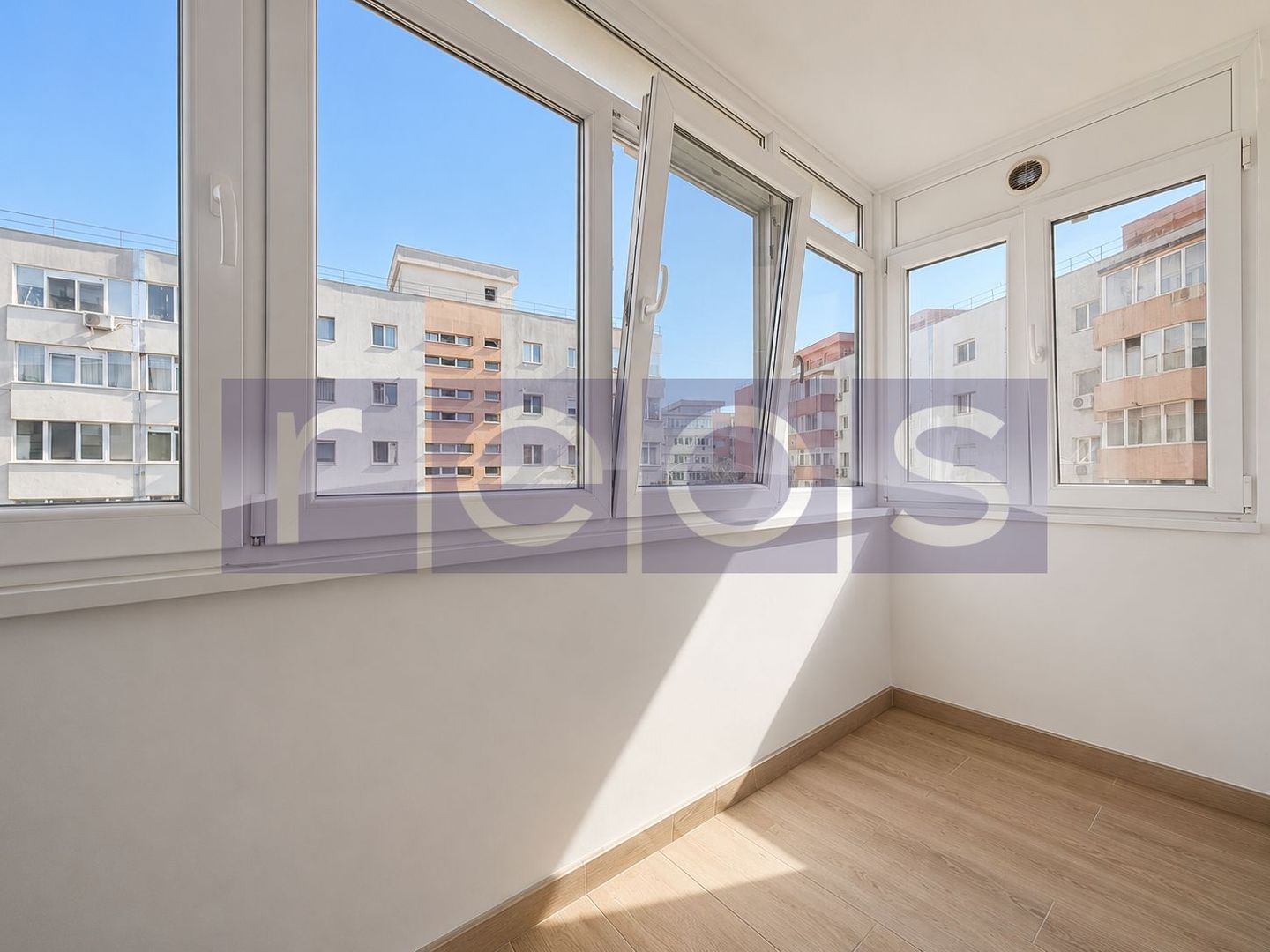 VANZARE 2 CAMERE | 55 MP | RENOVAT | TEIUL DOAMNEI - Poză 10