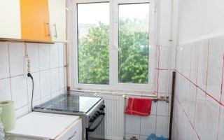 APARTAMENT 3 CAMERE| MOBILAT SI UTILAT| OSTROVENI - Poză 5