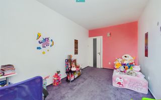 Casă ideală pentru familie extinsă în zona Crișan - Poză 12