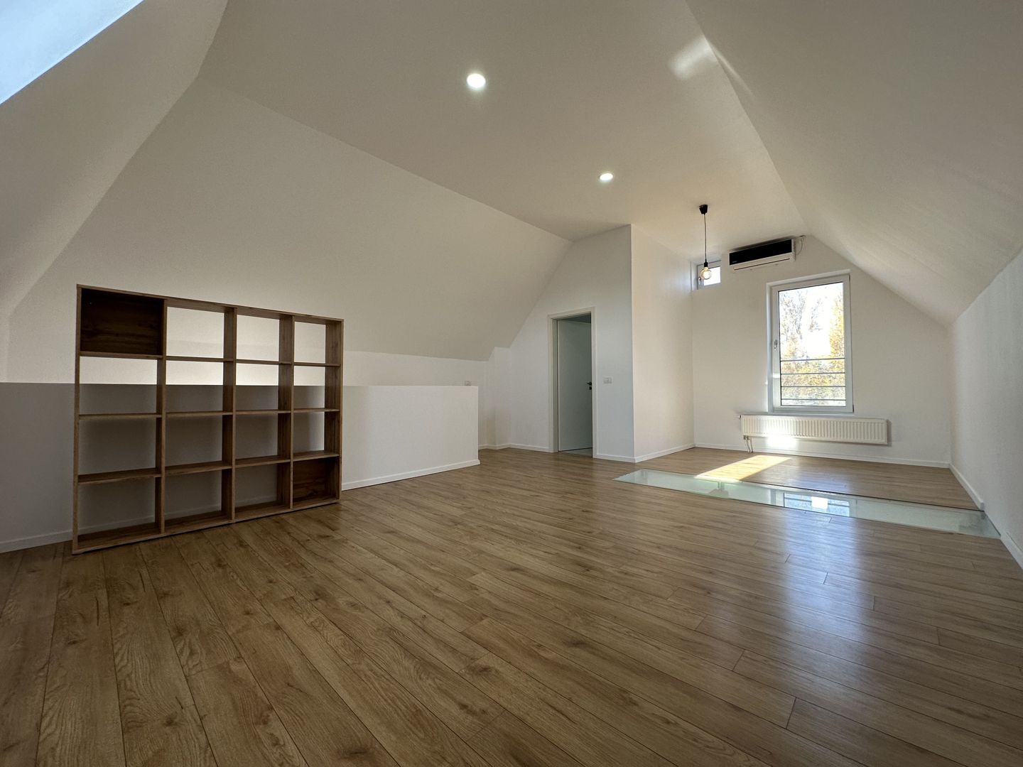 Casa individuala moderna in zona de Nord - Poză 32