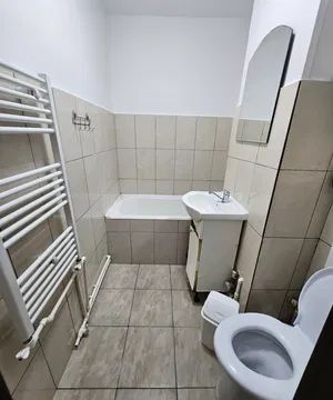 GARSONIERA DECOMANDATA MOBILATA SI UTILATA COMPLET CENTRALA TERMICA BLOC 1995 - Poză 5