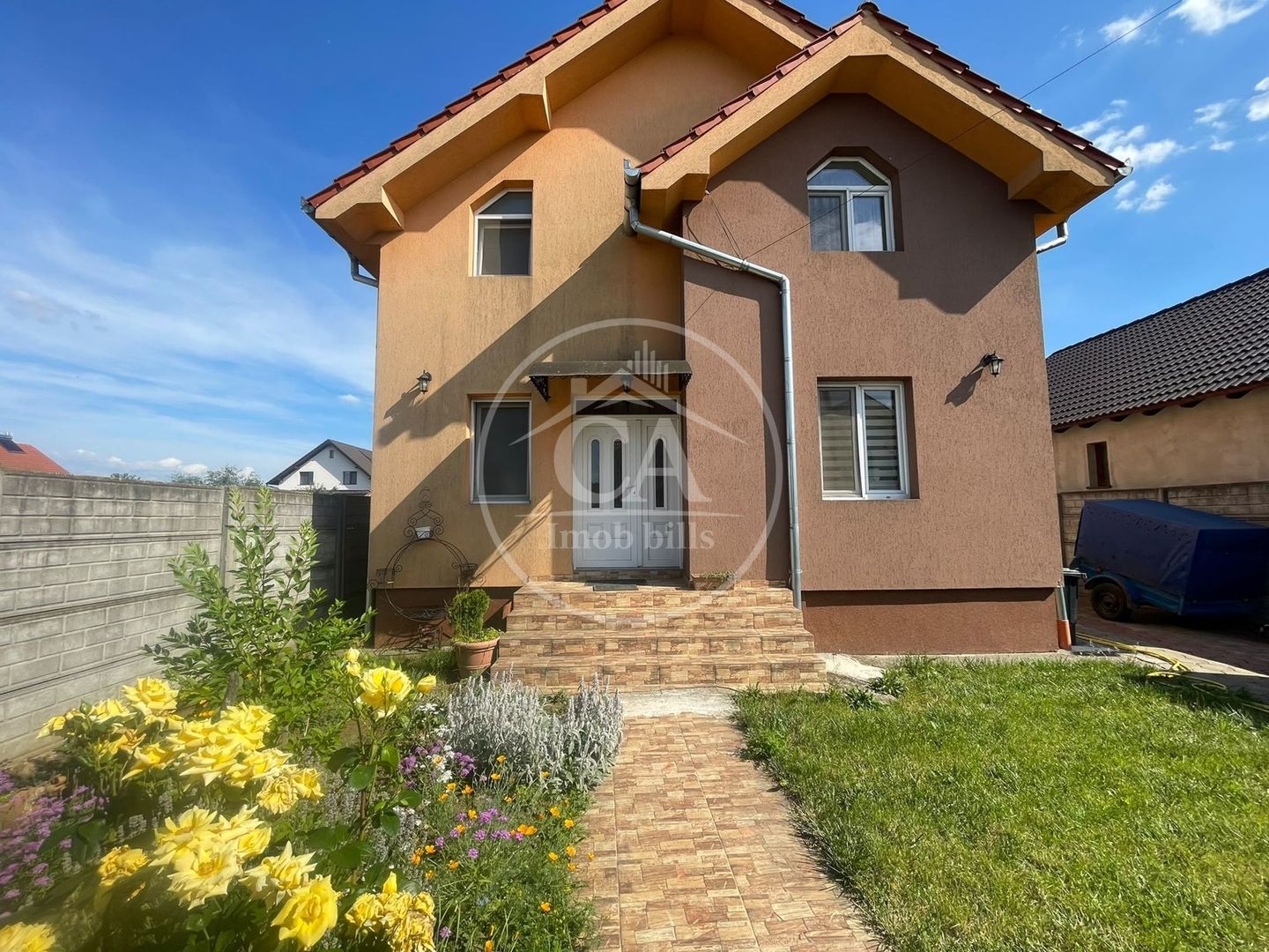 Casa de vanzare cu 4 camere in Oșorhei, Bihor - Poză 1