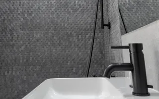 Luxury 2-Bedroom Apartment | Large Terrace | Parking | Prime Location ⭐ - Poză 17