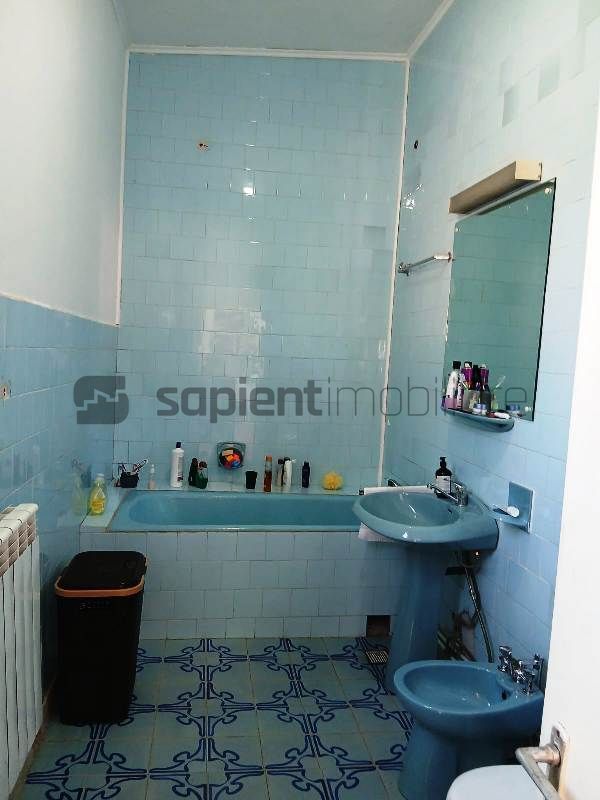Casa cu 6 camere zona Spitalului judetean - Poză 6