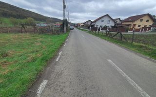 Teren intravilan in Corunca cu 1.600 mp.49.euro mp - Poză 1
