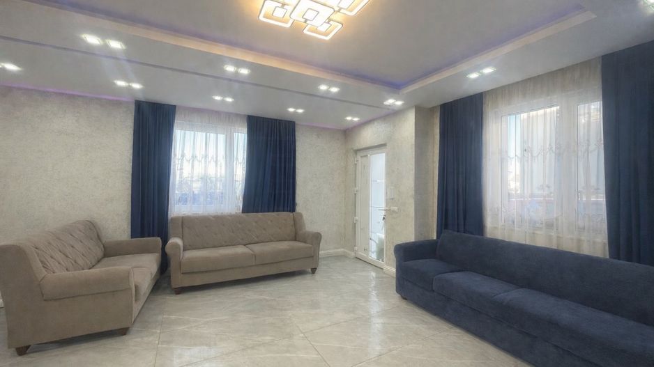 Casa moderna 210 mp | Zona centrala | Cartier privat - Poză 1