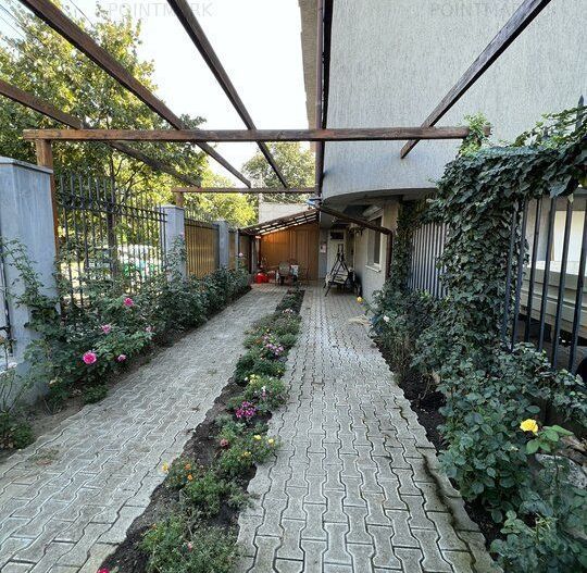 3 CAMERE Poligrafiei Jiului bloc 2006 - Poză 2