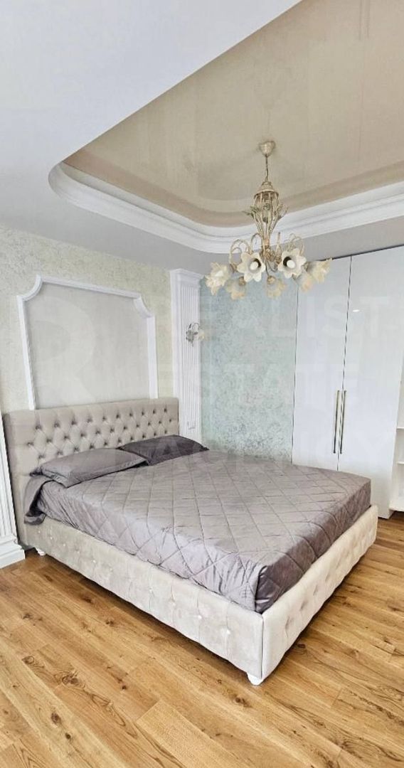 Chirie, apartament, 1 odaie + living, str. Liviu Deleanu, Buiucani - Poză 1