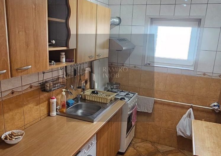 Apartament 3 camere/ Sector 3/  5 minute metrou Nicolae Grigorescu - Poză 3