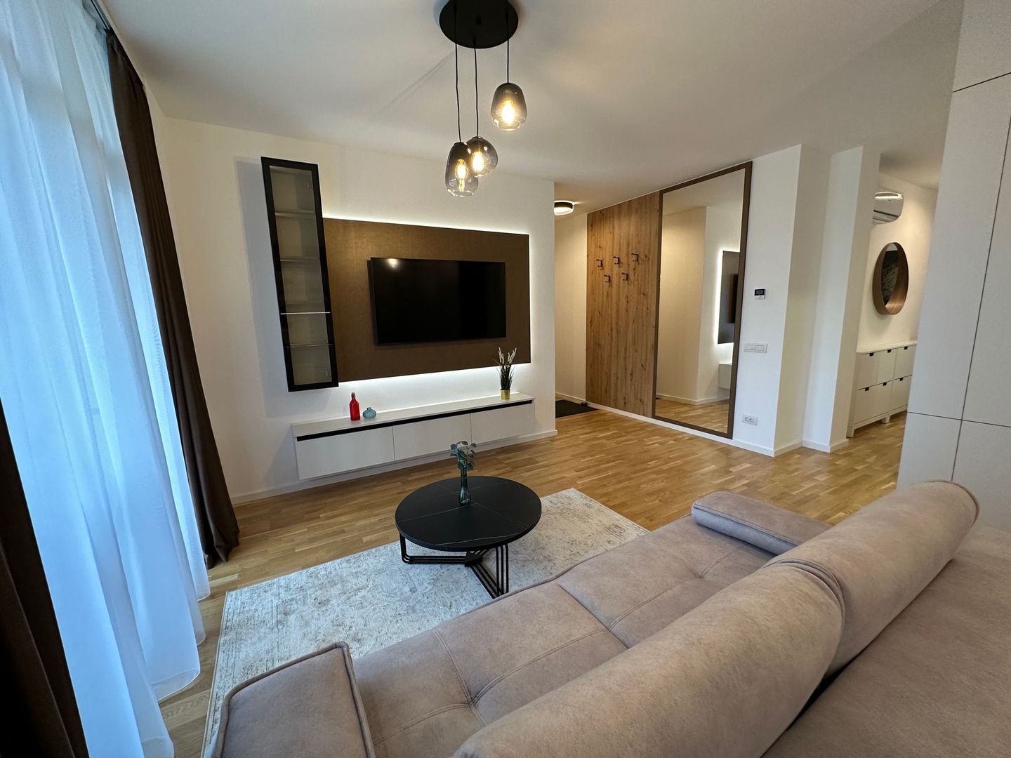 Apartament la ISHO cu loc de parcare și boxa - Poză 18