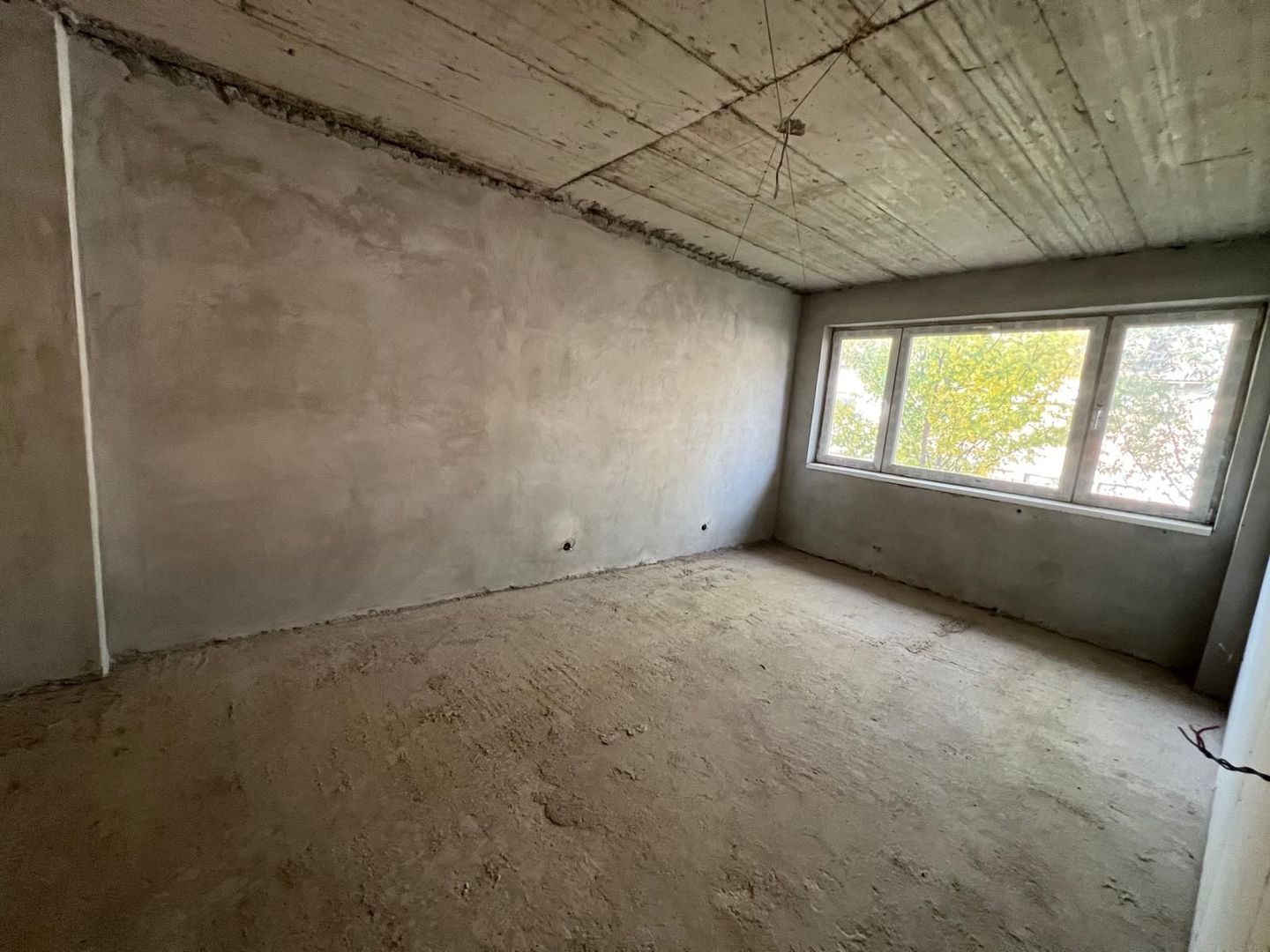 Casa la gri in Pipera  cu potential 1000 euro m2 - Poză 32