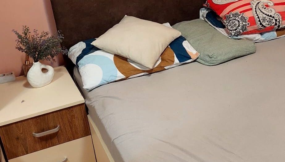 De inchiriat apartament 2 camere in micro 17, etaj 3, 350 euro - Poză 3
