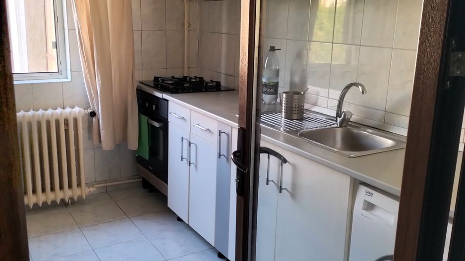 Apartament Luminos 2 camere. Vedere Parc Tineretului, Zona Pridvor. - Poză 11