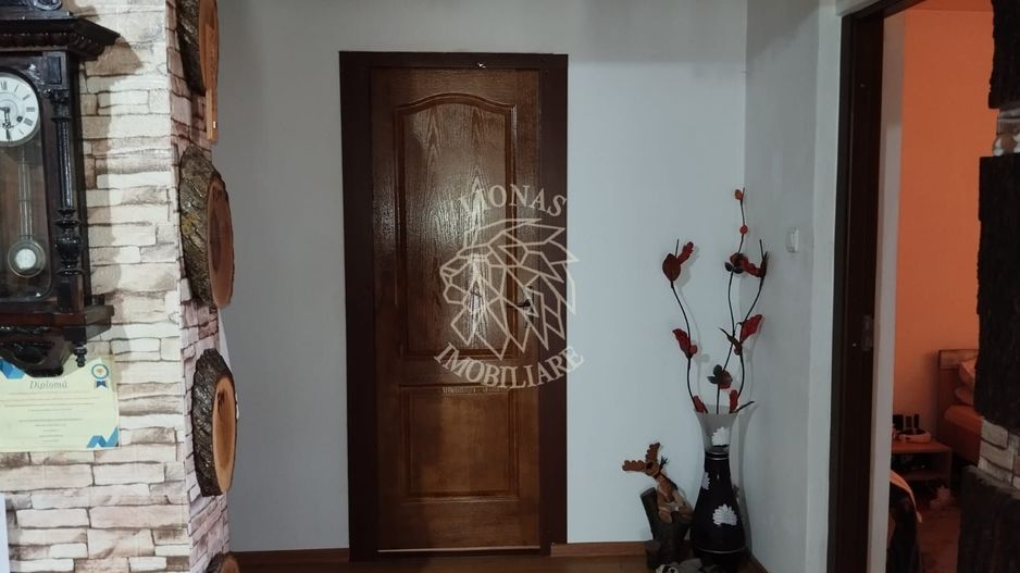 Casa 60 mp+terasa 30 mp-teren 700 mp-garaj-panouri solare-Livezile - Poză 5