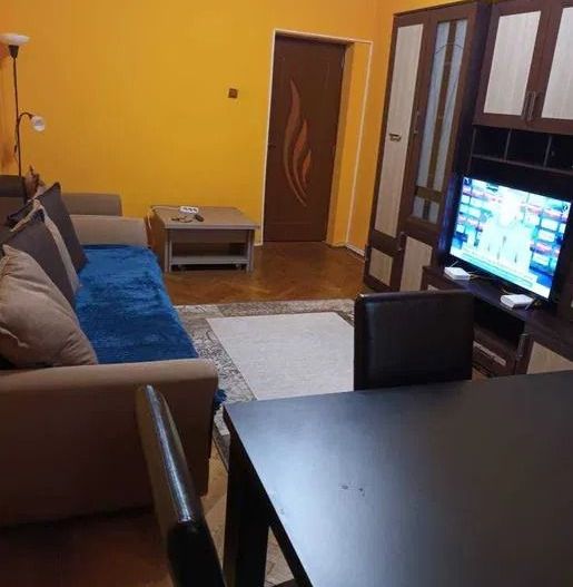 AP. 2 CAMERE DRUMUL TABEREI, BUCATARIE INCHISA, MOBILAT/UTILAT COMPLET - Poză 2